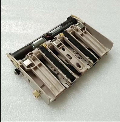 قطعات ATM Wincor CMD-V4 مکانیسم حمل و نقل کلیمپ 1750053977